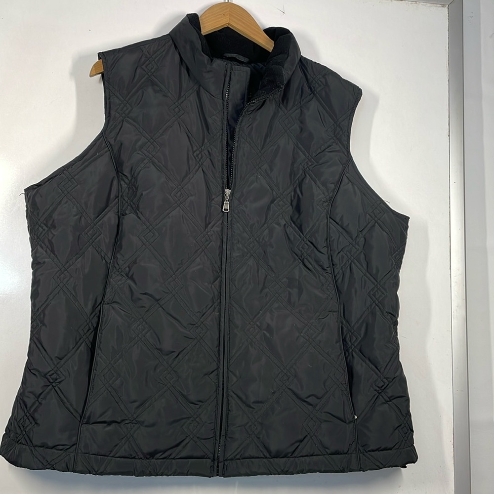 Eddie Bauer goose down vest, women’s XXL
